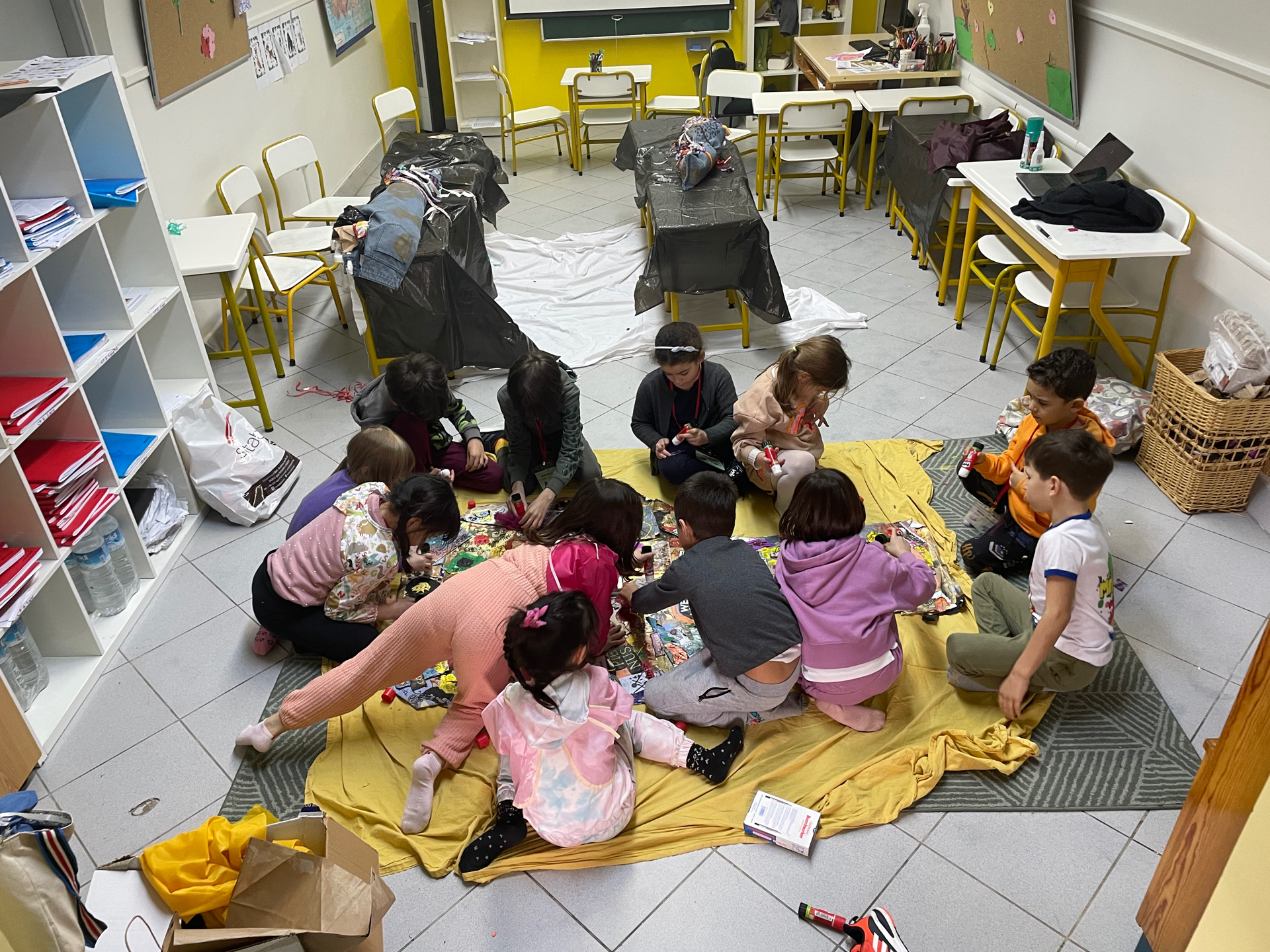 ATELIER — PRÉPARATION D'UNE BASE POUR LA FABRICATION DE LETTRE

